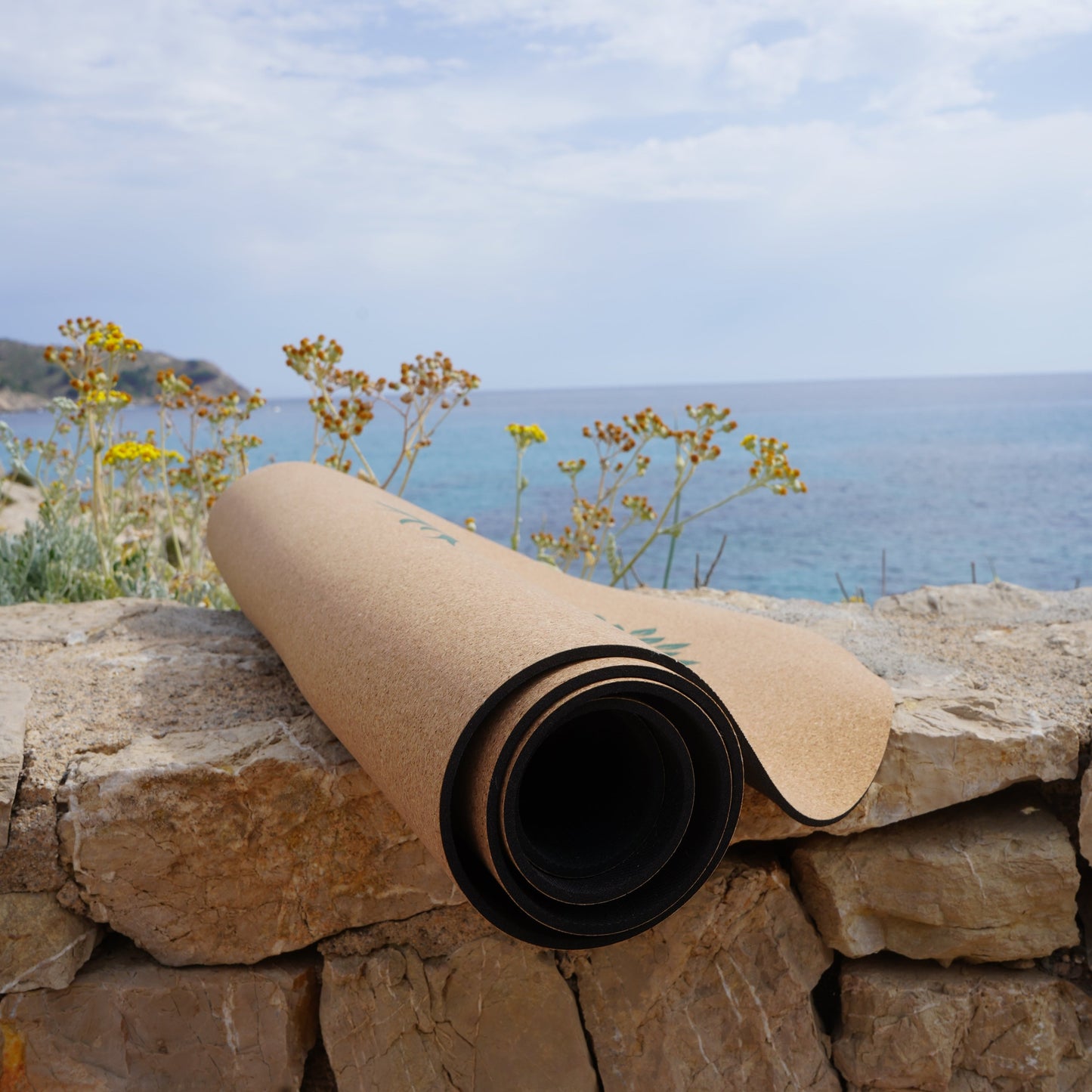 Ovale Kork Yogamatte Kalea - auf Mallorca - grünes Logo